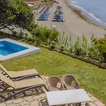 Cubo's Beachfront Khayyam Villa El Faro